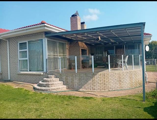 3 BEDROOM HOUSE FOR SALE IN STILBAAI-WES